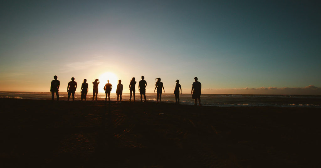 silhouette-of-people-during-sunset-1000444
